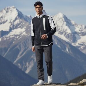 Under Armour Pursuit Zip Hoodie Black/White Size - Large (Loose Fit)